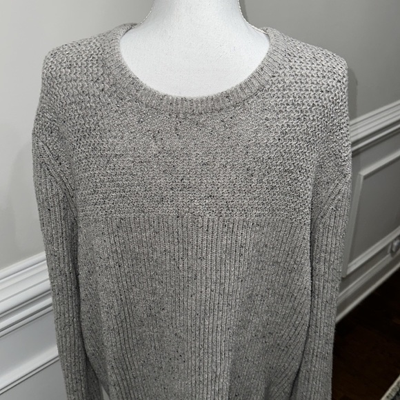 Van Heusen Flex Men’s Cable Knit Gray Sweater size XLT - Picture 2 of 5